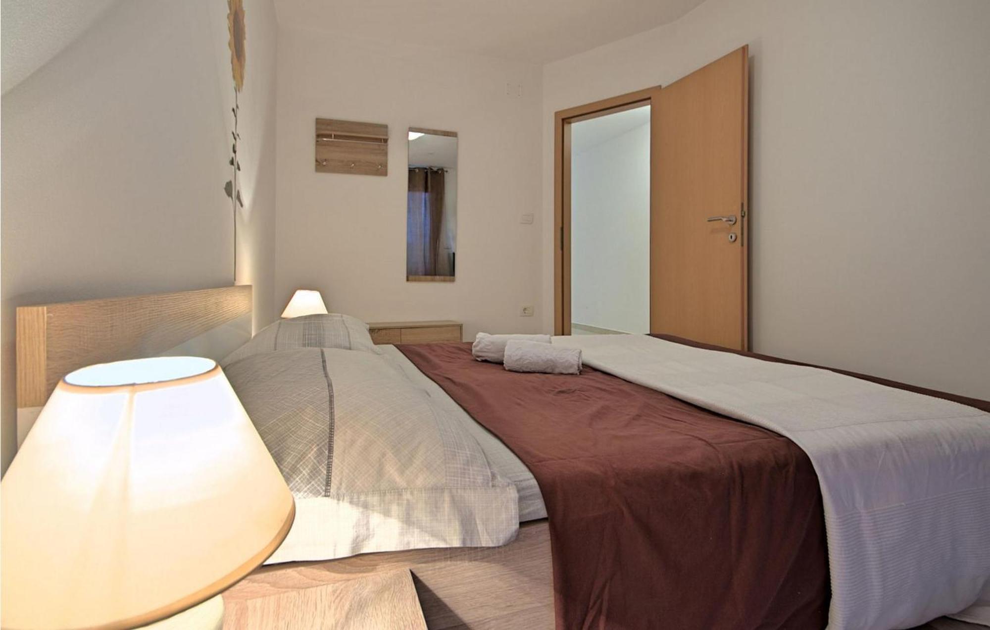 Zlatna Apartment Umag Bagian luar foto